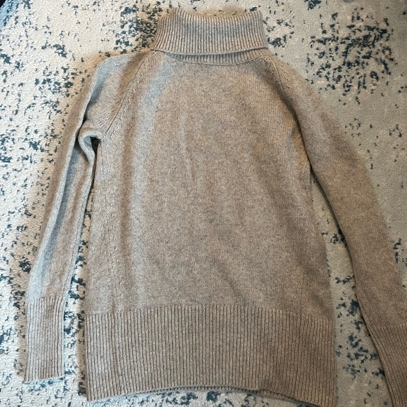 Aritzia Babaton cashmere wool turtleneck sweater - Picture 3 of 5